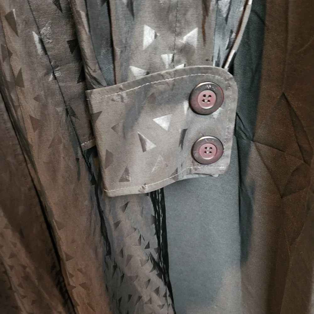 Vision brand black trench coat with a geometric triangle‎ pattern See Photos For
